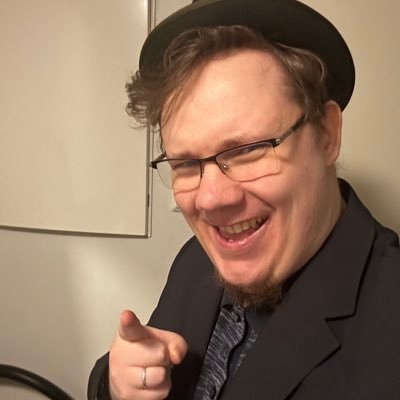 LoyalVonJoni's profile picture. Gaming & Pop-Culture Creator | HW Dev Eng | @YouTube Partner | Business: loyalvonjoni@outlook.com