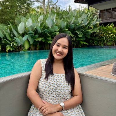 breepajaro's profile picture. “for me, the sun rises and sets with her, man”