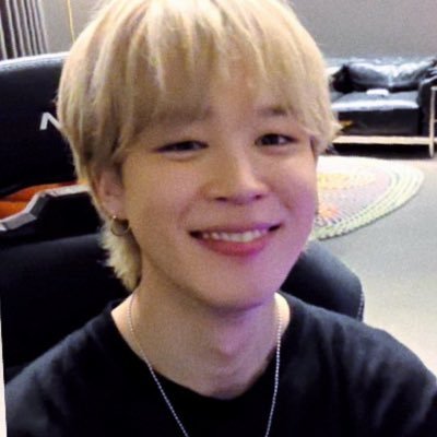 Jiminnie_kf's profile picture. 🩵𝕎𝕚𝕥𝕙 𝕁𝕚𝕞𝕚𝕟 𝕋𝕚𝕝𝕝 𝕋𝕙𝕖 𝔼𝕟𝕕💛 “ผมเกิดมาเพื่อพบกับพวกคุณทุกคนดังนั้นได้โปรดรักผมให้มากๆนะครับ -Jimin-” #ขฟหม่ามิ๊น้องจีมิน🐣💛