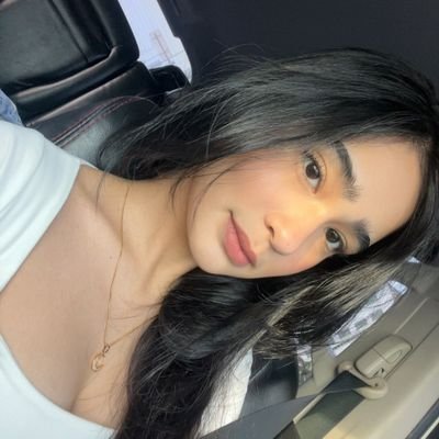 elizaahxoxo's profile picture. here for my girl @elizaborromeo_