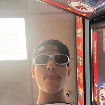 ogbarroz's profile picture. 