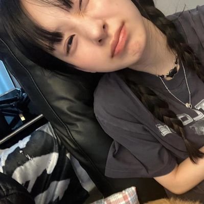 AlezandraD5320's profile picture. 