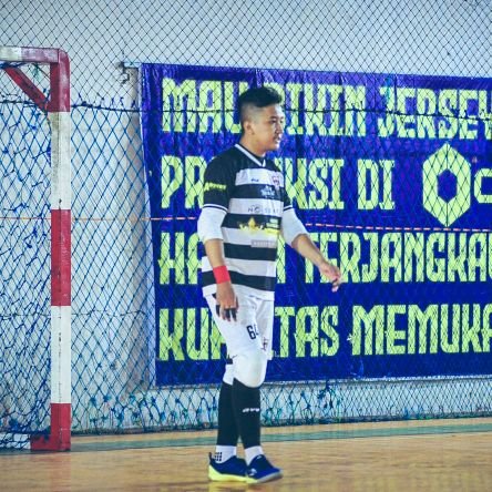 snuockhurgronje's profile picture. Tulisan dari isi kepala | Sumbu pendek | Alone against all.