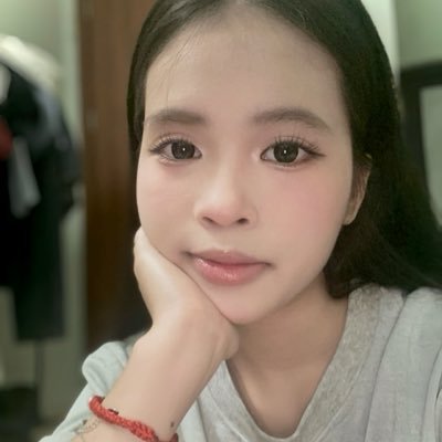 phamnhung2212's profile picture. 