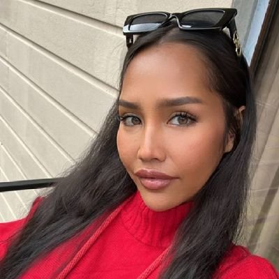 ShemeshAylin's profile picture. 