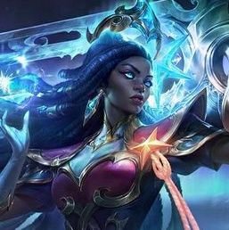 AcervoSenna's profile picture. O 1° e único Acervo da Senna! Info, charts e mídias focados na Redentora e líder dos Sentinelas da Luz de League Of Legends 👻💚