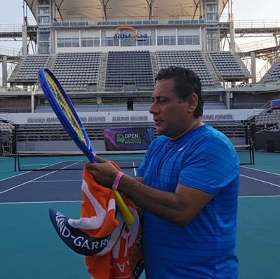 ramirezgaytanmx's profile picture. ¡papá, federista, chivahermano & packer!!  🔴⚪  #papato 😎 #raquetaarriba 🎾 #3deldia 🎙️☀️🗞️📻 #TropicoRadio #heraldodemexico