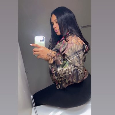 monniee26_'s profile picture. BoyMommy 💙 ιмσиιє 🗝 LouElla 🙏🏼💕 J. 🫶🏼