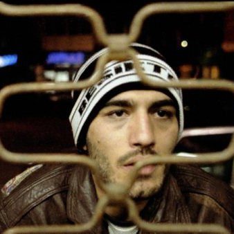 unlocated0_'s profile picture. undergrad phys