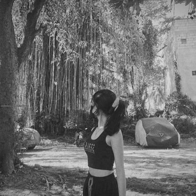 vxeirey's profile picture. bosan.. tapiharus semangat... Iyehh 🫣