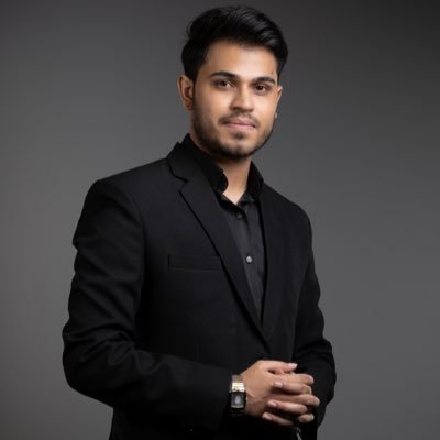 khabririshi's profile picture. 🎥 Movie |🎙️Interview |🪩 Hip Hop | 📺 Big Boss 👨‍🍳 Serving infotainment with a twist 💰 Journalist @aajtak 📩 Collab: prishi62@gmail.com