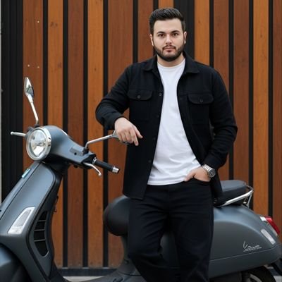 Imomiddd's profile picture. 💙 استقلالی تا مغز استخون | می‌نویسم از روزمرگی‌هام | فامیل؟ نه مرسی 🚫