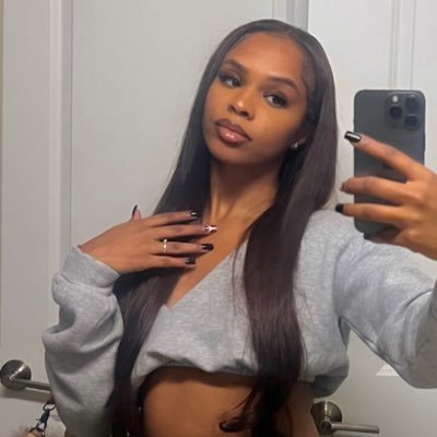 tyrabrieee's profile picture. God sent.