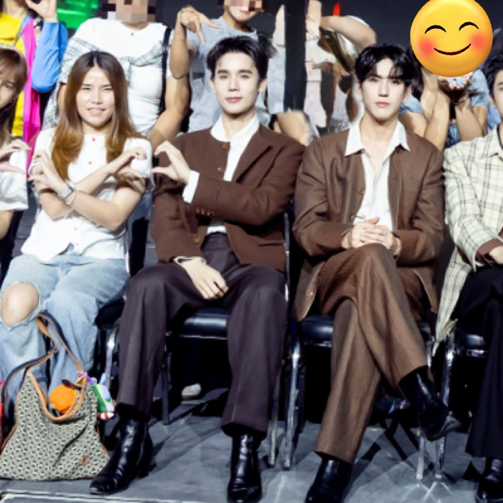 Amity_Dakota's profile picture. จิมมี่ซี 💜🩵 #งั่มงั่ม #NUTHONG #นัทฮง LYKN 🐺 LYKYOU 🧡 WESTIE 🎸🦈