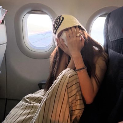 itssmeEL_12's profile picture. Where art meets fabric