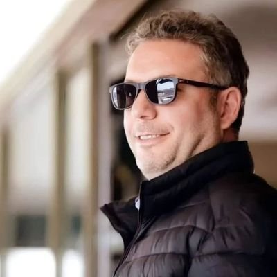 1923FB1907's profile picture. ❌YENİ HESABIM ❌
🇹🇷M.K.ATATÜRK
💛💙FENERBAHÇE 
Kalp, sevginin en güzel melodisini çalar. Aşk ise bu melodiyi duyanların ruhunda dans eder...