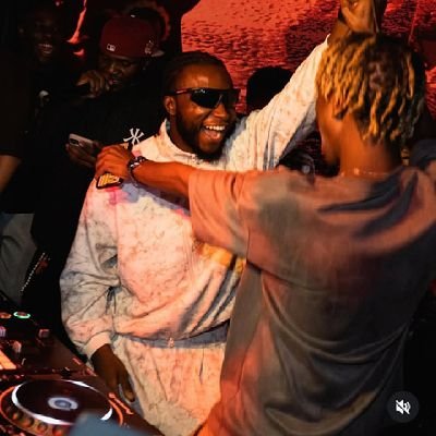 Qat_Base's profile picture. Former account suspended  .... I will be here for now. 🙏🙏🙏 Elon, Las las, You no fit pursue me commot for this app.

The Grass Cutter