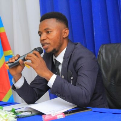 EricKuvela89602's profile picture. Le silence de Dieu n'exclut pas sa présence.