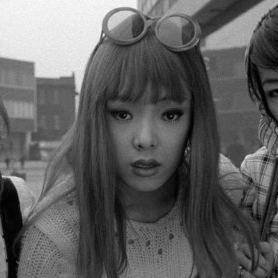 simbaasobased's profile picture. i’m being gangstalked by the french government.