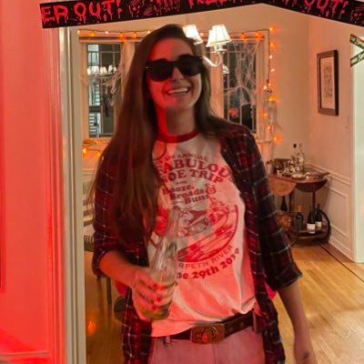 toindiaforever's profile picture. i know more about books than you do