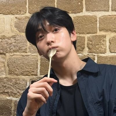 kolcktif's profile picture. ( おんがく ) ✮ in ::  とうきょう 📷 !¡  carrying the memorіᥱs of a love that had long since f͟a͟d͟e͟d͟away  💭 ゆうべのゆめ