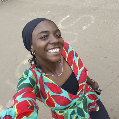 BlossomIke19202's profile picture. 🌻 Med student + Tech enthusiast
💭 Thinking, learning, and building
✨ Here for ideas & good energy