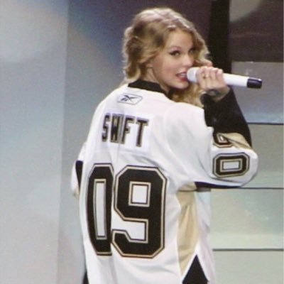 desolatixnrow's profile picture. cyborg babe 2.