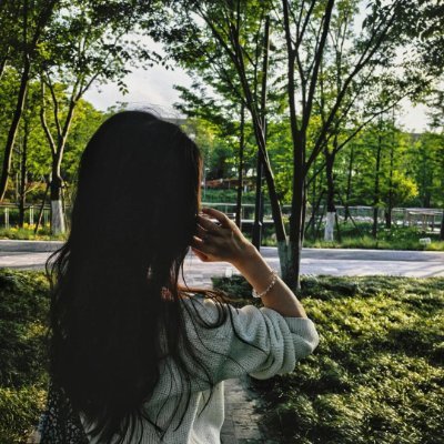 basfhlaop's profile picture. Bhutan’s valleys, Maldives’ coral reefs, ease my mind