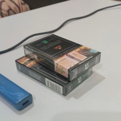 BeeLee54410's profile picture. 