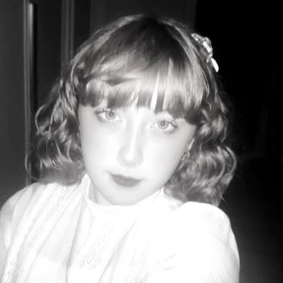 MuhMoraKushaet's profile picture. 若い女主人のために作られた人形！