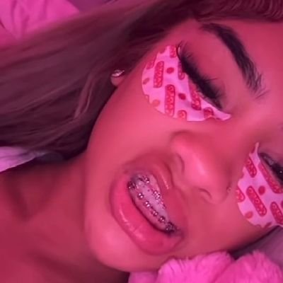 Michellerita19's profile picture. Always a girlie,
   Girlie 🤭❤️‍🩹🥂