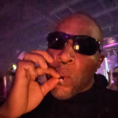 TheOnlySxSation's profile picture. Fitness, tennis, 🏳️‍🌈 stuff, and everything in between. Follow at your own risk!