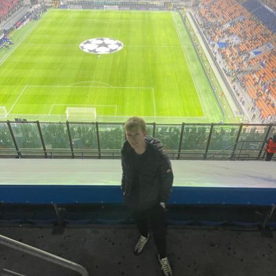 DanielH_0500's profile picture. 🩺 and 🔴