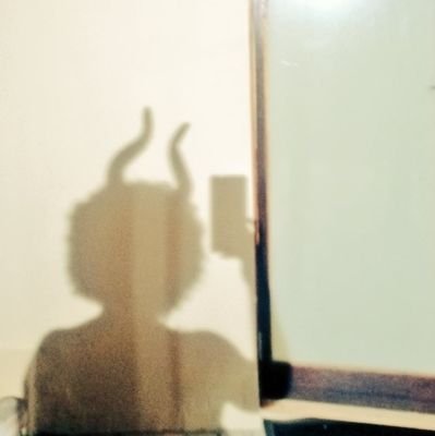 auto_explorer's profile picture. a fucking Taurus | philoselene | visual artist | DJ ARIES 🌝