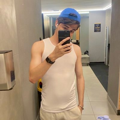 gustyguts's profile picture. Never be so kind, you forget to be clever Never be so clever, you forget to be kind