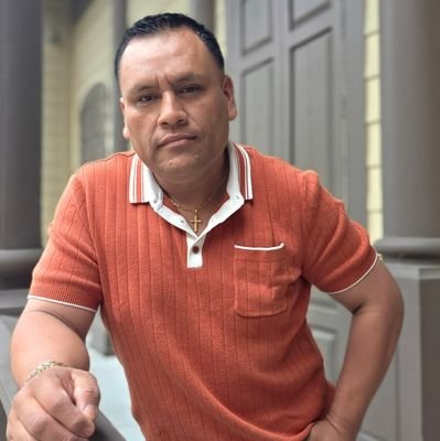 menny_medina08's profile picture. Soy un loco soñador, amo @thalia mi Diosa Azteca.