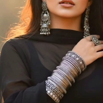 harem_zaadi's profile picture. Princess of Incestuous Family.