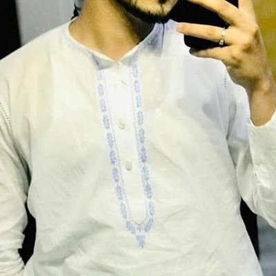 Aftab_bin_rafe's profile picture. M.D.B.B.C.W (Daalu)
People tend to act Royal but few are just born Rajput...