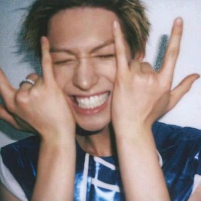 magaalhaez's profile picture. nu loves geto suguru, jennie e o cortis