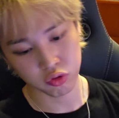 museingold13's profile picture. young forever 🌙 59-60