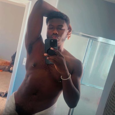 DaemonKashXXX's profile picture. Hypersexual STAG to my vixen @omegaxerxzez 💚. I might bottom on the low but I top sh*t 🥵 here to entertain and misbehave 😜