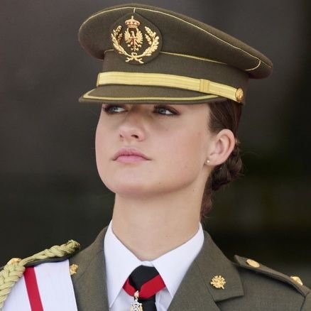 jessica_fr22391's profile picture. only official account any other is fake