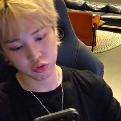 nicky_jj13's profile picture. ot7

มัมหมีน้องจีมิน 300%