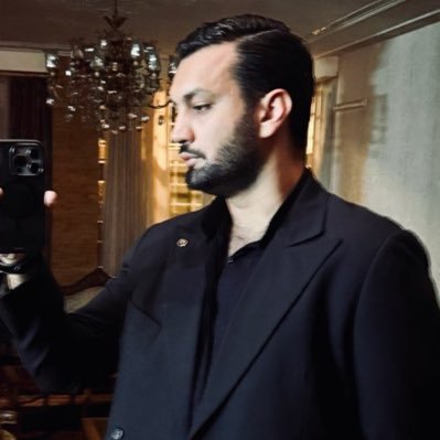 prh_m000z's profile picture. 