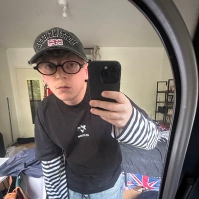 Iouisflop's profile picture. 🥷🏻