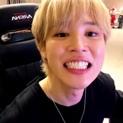 jamaisvuieei's profile picture. forever we are 방탄 ⊹ together 일곱˖ ࣪⭑                                        ⊹lover r,j,s,h,j,j,v ⋆ ᥫ᭡  ᝰ.ᐟ  |kdrama lover ᯓᡣ𐭩|  infj,23