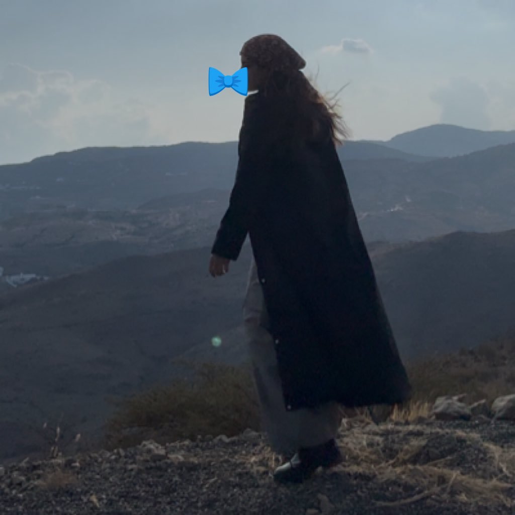 REoct13's profile picture. 