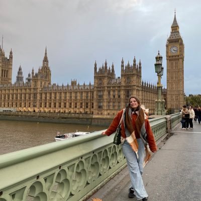 copyofchanges's profile picture. happy days!!!; 18/10/2022 ⋆ 20/10/2023 —.☆⋆｡𖦹°‧★‧