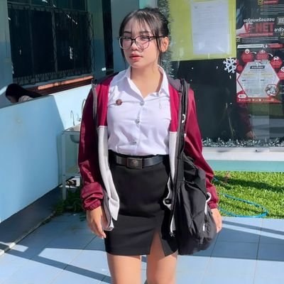 AisrapornM's profile picture. 12 !!!  ยินดีที่ได้รู้จักนะค้าบ คอมเม้นท์ให้เกียรติกันด้วยน้า  ไม่รับงานนะจ๊ะ☺️☺️