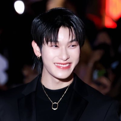 nuengsing1's profile picture. #loved love